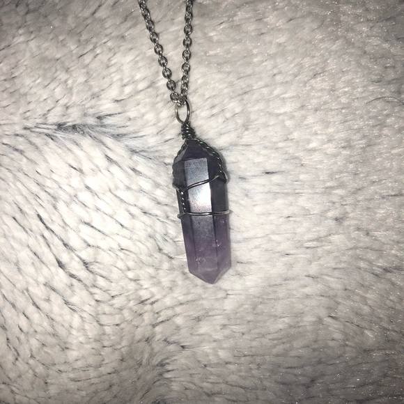 Necklace - Picture 2 of 3